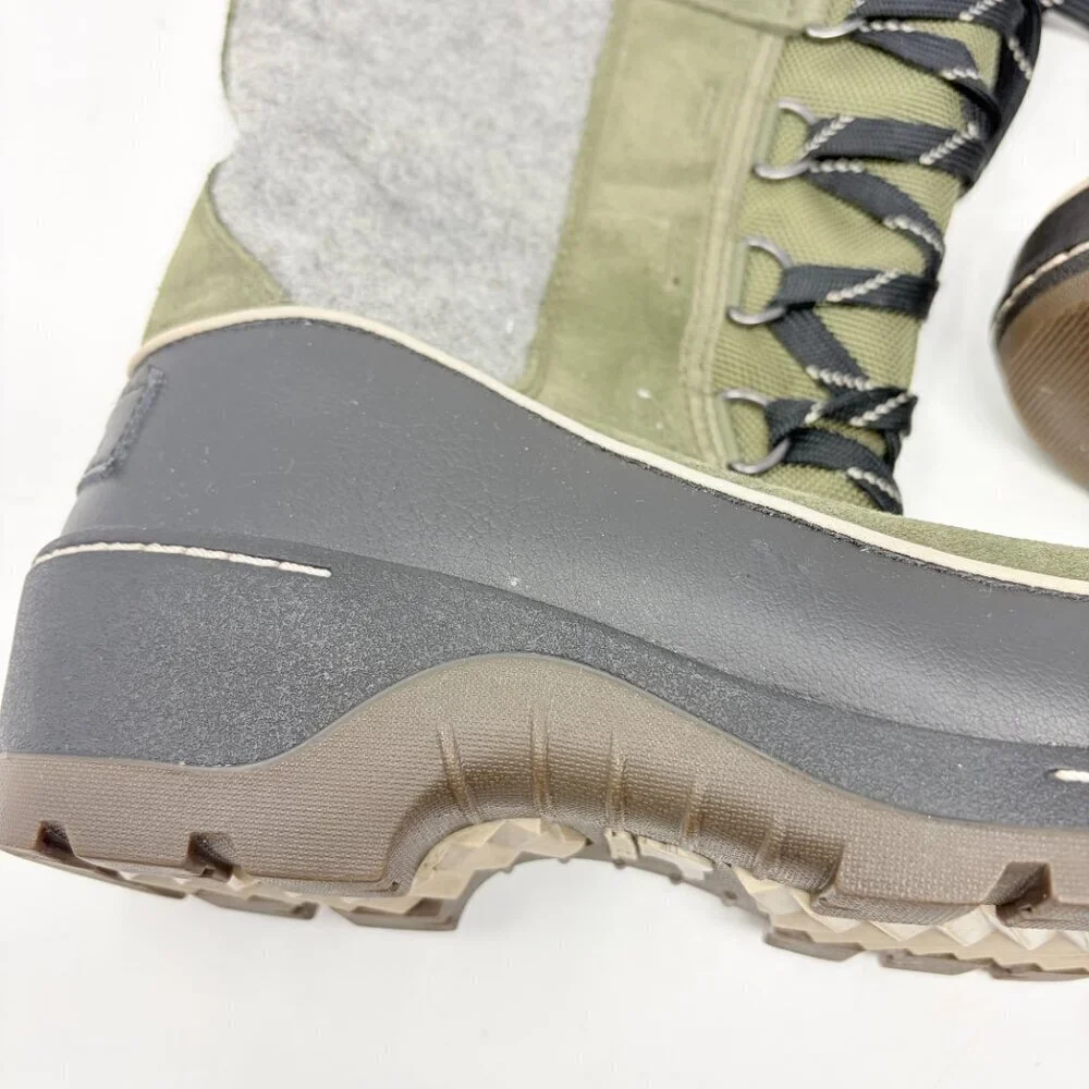 Sorel women's Tivoli high snow boots 7 green grey